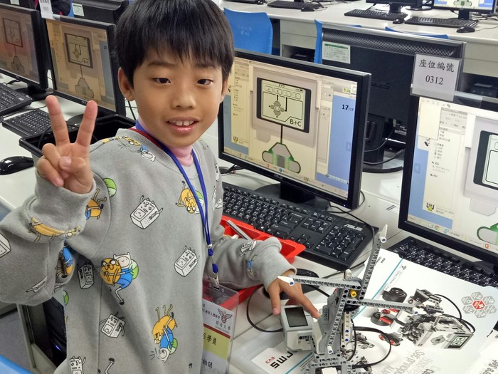 106.3.11 LEGO體驗營活動照片圖片