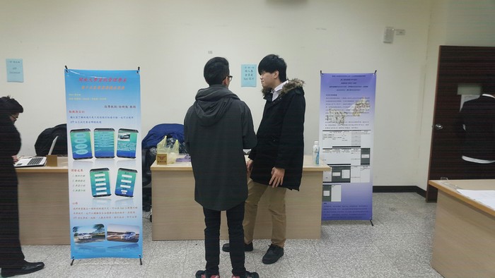 106.12.20 畢業專題成果展(2)圖片