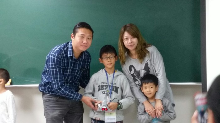 105.12.18LEGO體驗營活動照片圖片