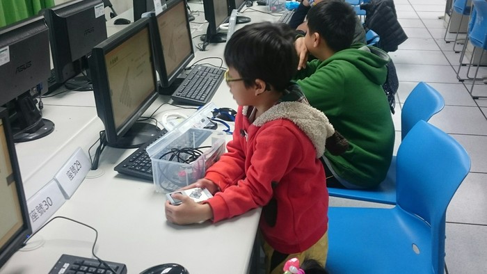 105.12.18LEGO體驗營活動照片圖片