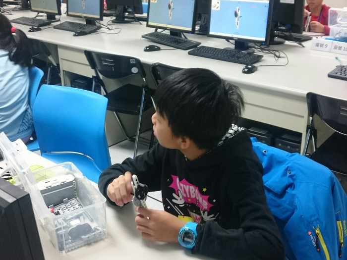 105.12.18LEGO體驗營活動照片圖片