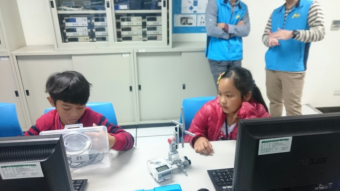 105.12.18LEGO體驗營活動照片圖片