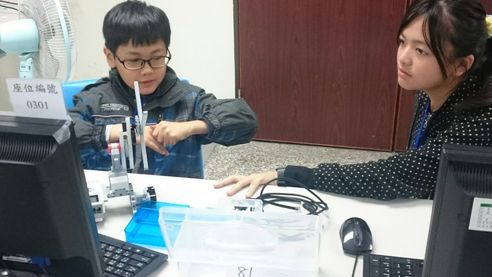 105.12.18LEGO體驗營活動照片圖片