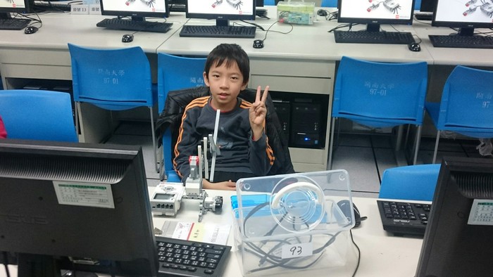 105.12.18LEGO體驗營活動照片圖片