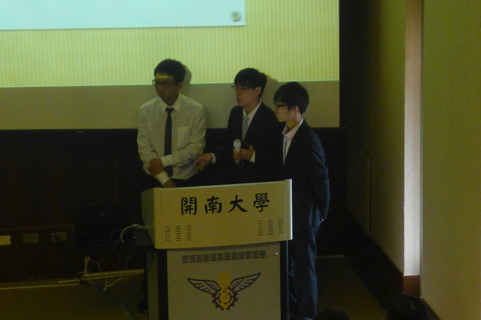 106.12.20 畢業專題成果展(1)圖片