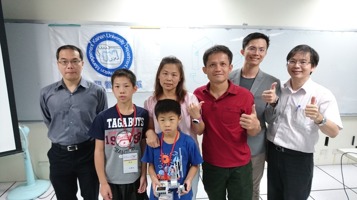 105.11.20 LEGO體驗營活動照片圖片