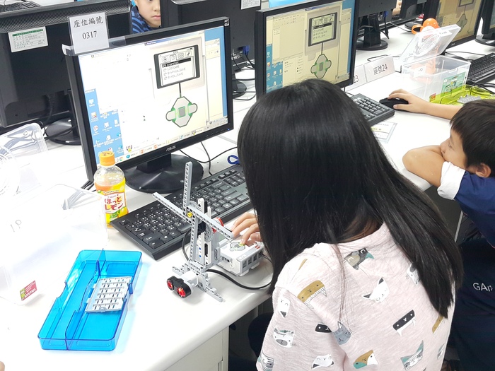 105.11.27 LEGO體驗營活動照片圖片