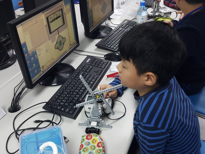 105.11.27 LEGO體驗營活動照片圖片