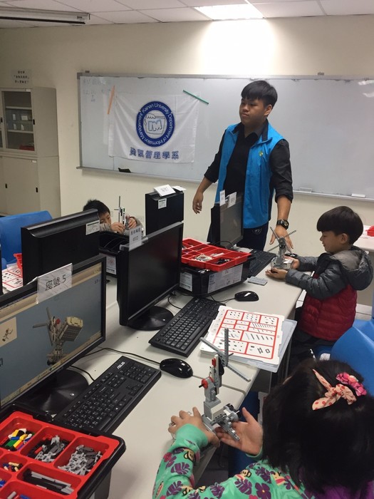 106.4.22 LEGO體驗營活動照片圖片
