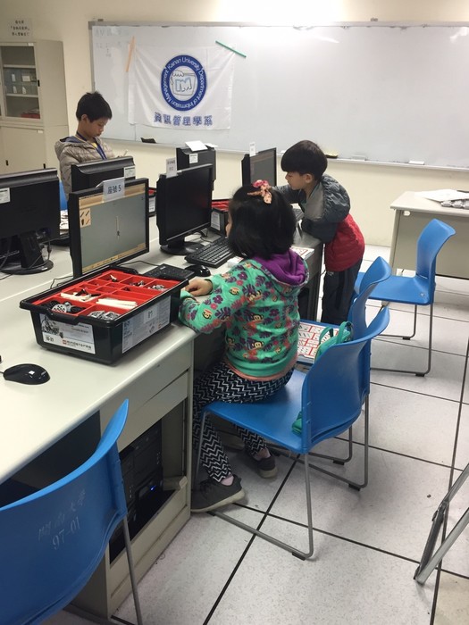 106.4.22 LEGO體驗營活動照片圖片