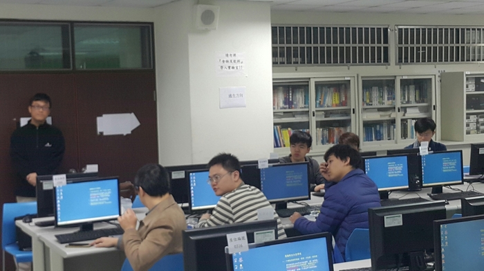106.12.29 微型晶片與物聯網工作坊圖片