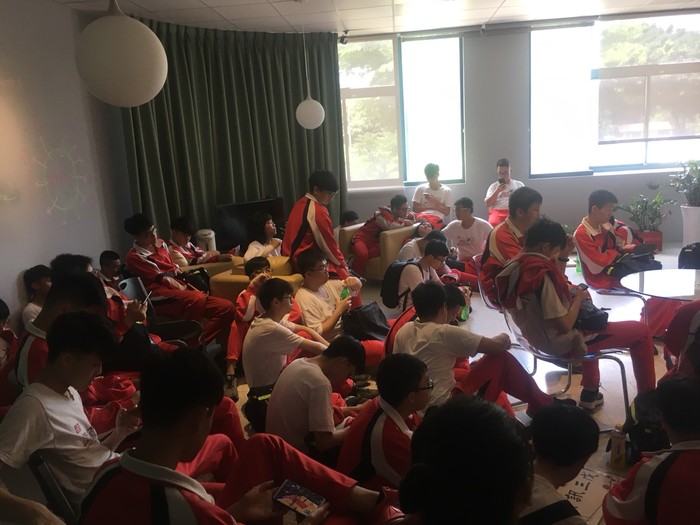 1080530-啟英高中來校參訪圖片