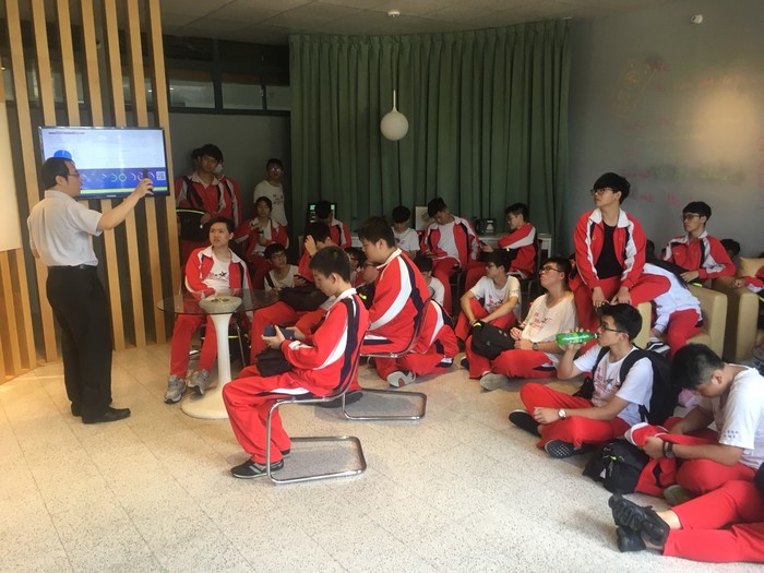 1080530-啟英高中來校參訪圖片