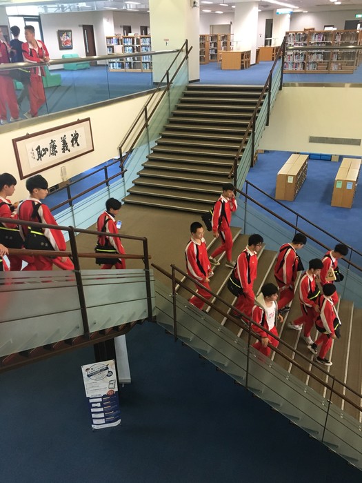 1080530-啟英高中來校參訪圖片