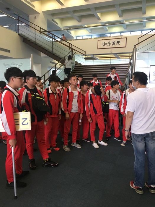 1080530-啟英高中來校參訪圖片