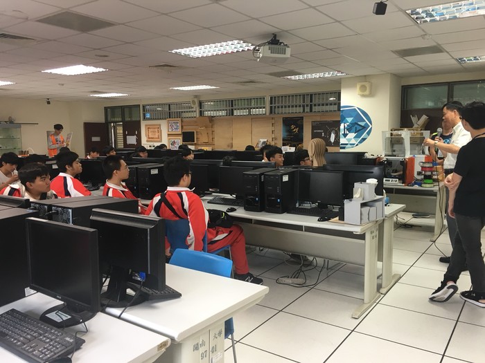 1080530-啟英高中來校參訪圖片