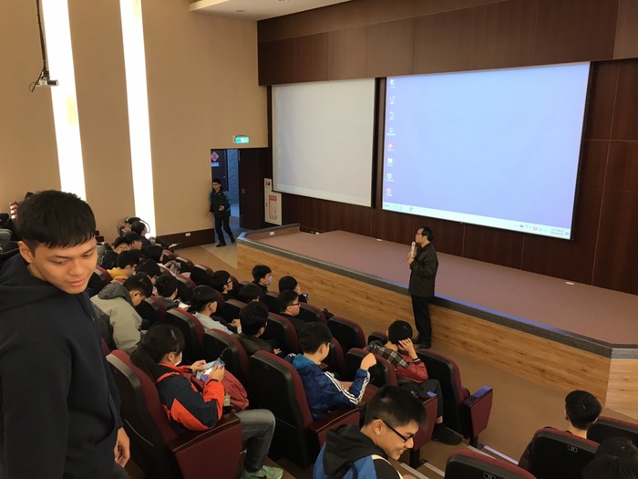 1081210-資訊人的未來與發展圖片