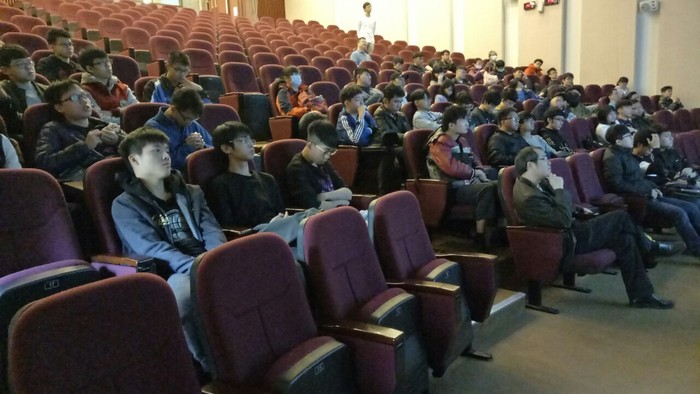 1081210-資訊人的未來與發展圖片
