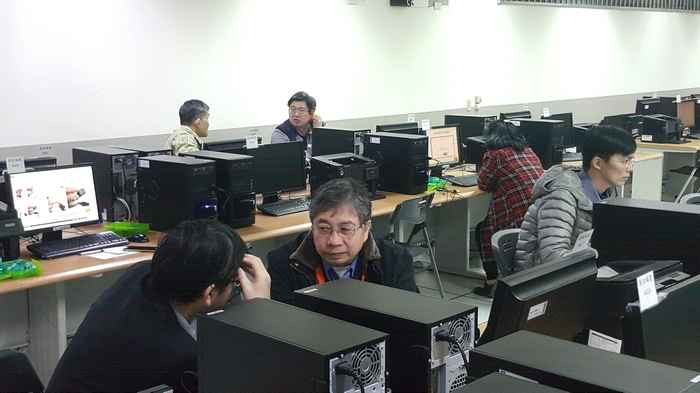 106.12.11 物聯網實作工作坊圖片