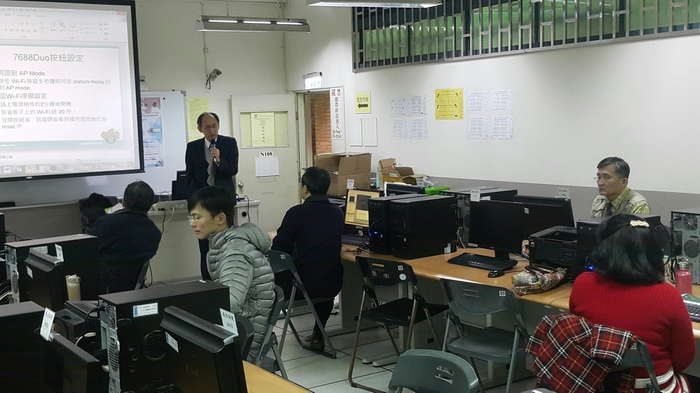 106.12.11 物聯網實作工作坊圖片
