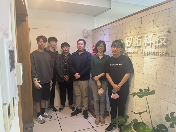 學生企業實習圖片