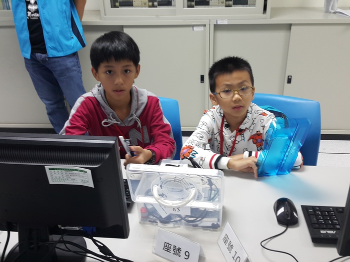 105.12.04LEGO體驗營活動照片圖片