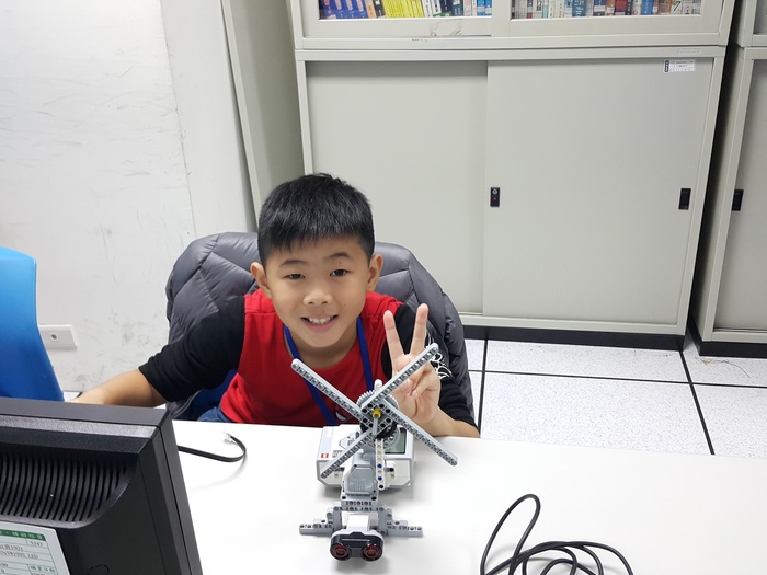 105.12.04LEGO體驗營活動照片圖片