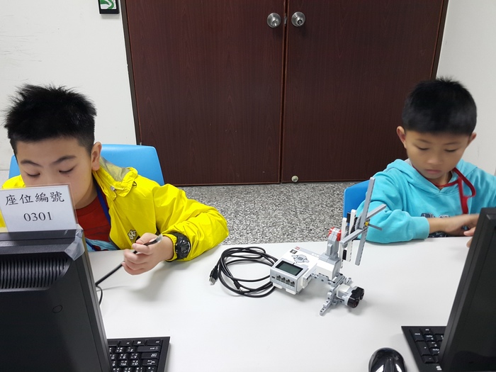 105.12.04LEGO體驗營活動照片圖片