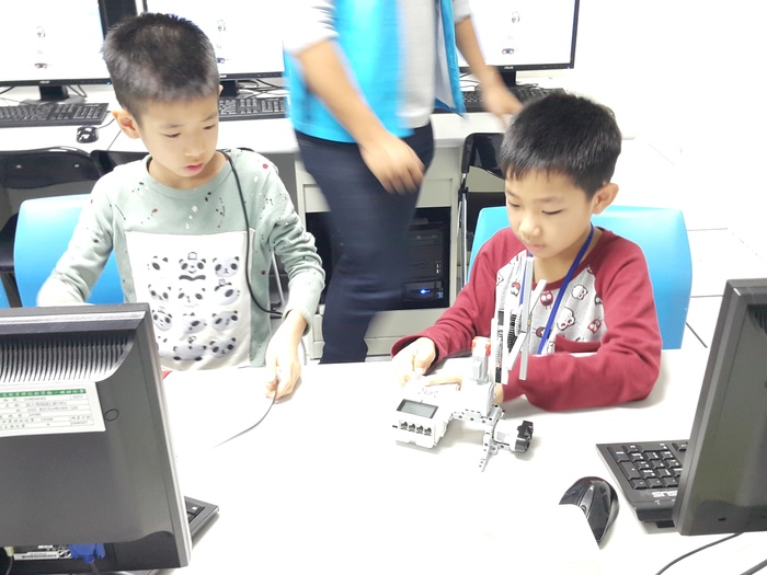 105.12.04LEGO體驗營活動照片圖片