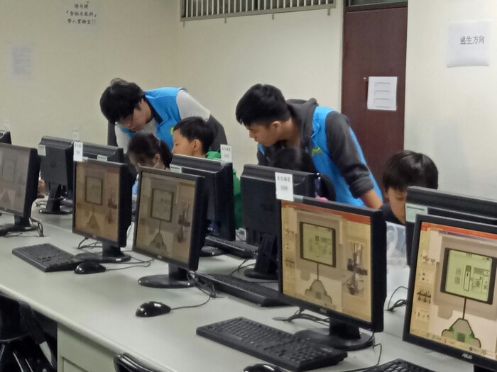 105.12.11LEGO體驗營活動照片圖片