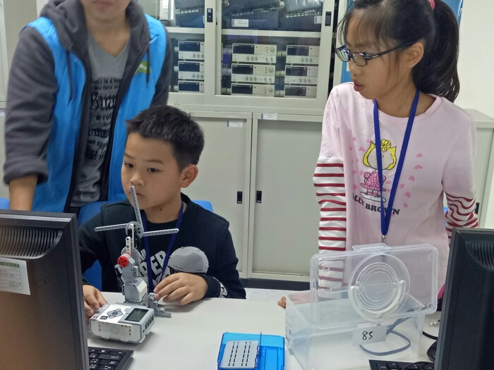 105.12.11LEGO體驗營活動照片圖片