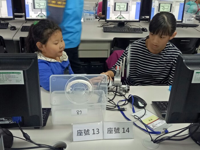 105.12.11LEGO體驗營活動照片圖片