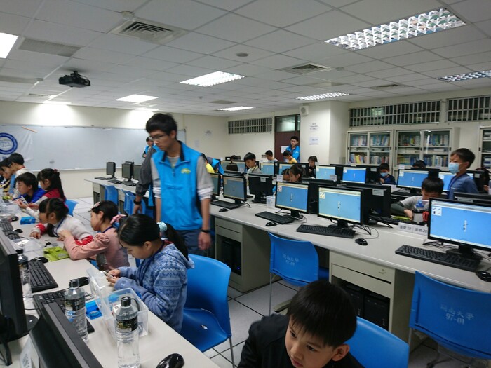 105.12.11LEGO體驗營活動照片圖片