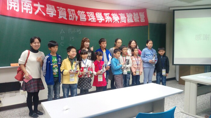 105.12.11LEGO體驗營活動照片圖片